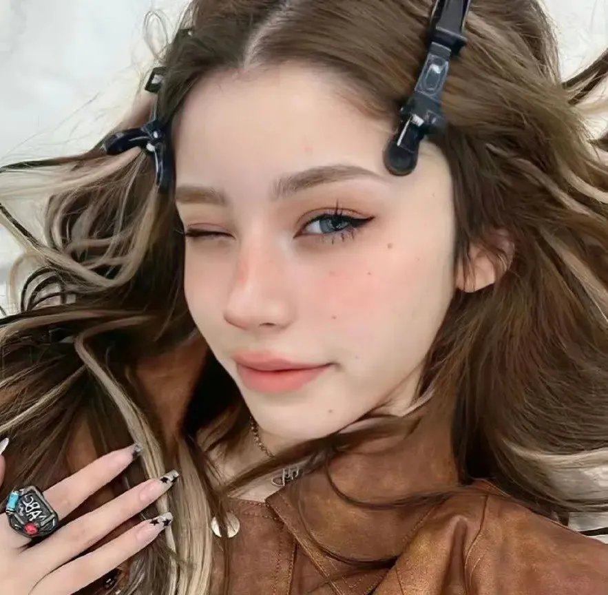 世界的阿菊